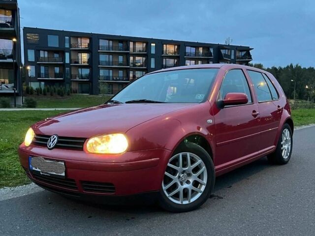 Красный Фольксваген Гольф, объемом двигателя 1.8 л и пробегом 233 тыс. км за 1554 $, фото 7 на Automoto.ua