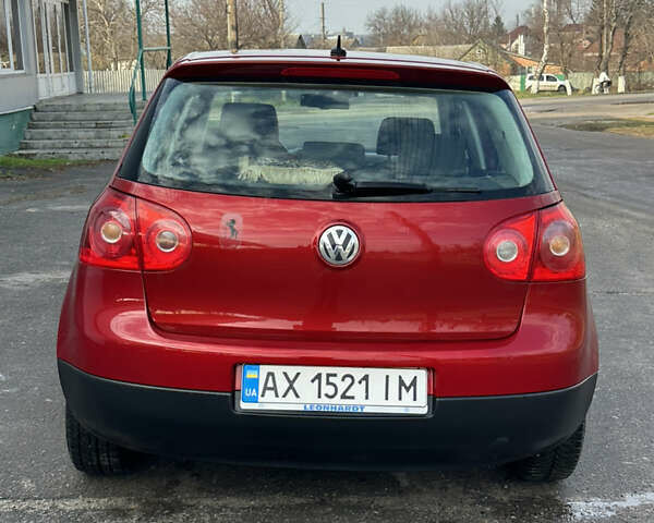 Красный Фольксваген Гольф, объемом двигателя 1.6 л и пробегом 186 тыс. км за 3750 $, фото 6 на Automoto.ua