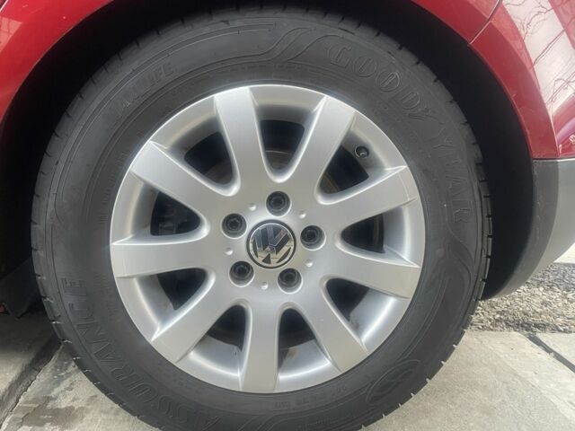 Красный Фольксваген Гольф, объемом двигателя 1.4 л и пробегом 198 тыс. км за 4500 $, фото 16 на Automoto.ua