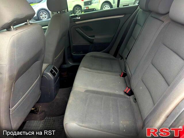 Червоний Фольксваген Гольф, об'ємом двигуна 1.4 л та пробігом 220 тис. км за 4500 $, фото 7 на Automoto.ua