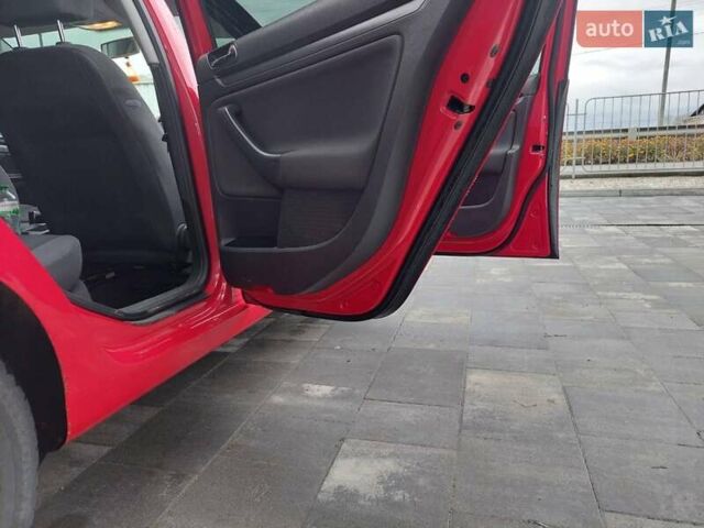 Червоний Фольксваген Гольф, об'ємом двигуна 1.9 л та пробігом 283 тис. км за 5000 $, фото 37 на Automoto.ua
