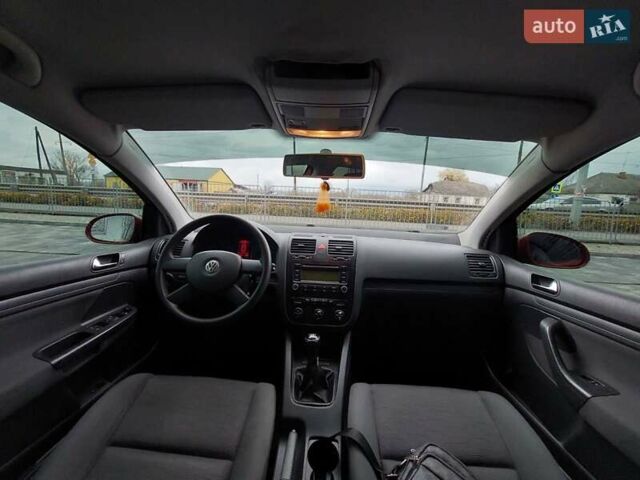 Червоний Фольксваген Гольф, об'ємом двигуна 1.9 л та пробігом 283 тис. км за 5000 $, фото 42 на Automoto.ua