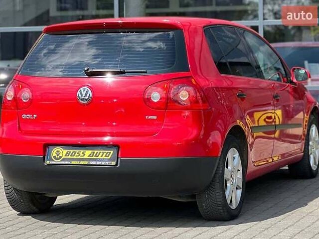 Красный Фольксваген Гольф, объемом двигателя 1.39 л и пробегом 198 тыс. км за 6300 $, фото 5 на Automoto.ua