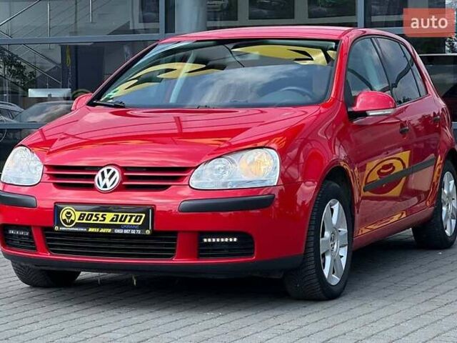 Красный Фольксваген Гольф, объемом двигателя 1.39 л и пробегом 198 тыс. км за 6300 $, фото 2 на Automoto.ua