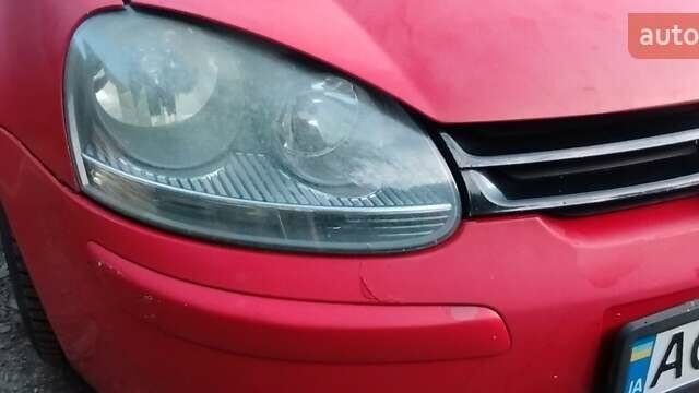 Красный Фольксваген Гольф, объемом двигателя 2 л и пробегом 286 тыс. км за 4200 $, фото 26 на Automoto.ua