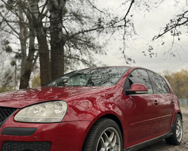 Красный Фольксваген Гольф, объемом двигателя 1.97 л и пробегом 330 тыс. км за 6500 $, фото 2 на Automoto.ua