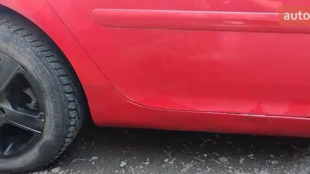 Красный Фольксваген Гольф, объемом двигателя 2 л и пробегом 286 тыс. км за 4200 $, фото 25 на Automoto.ua