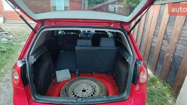 Красный Фольксваген Гольф, объемом двигателя 2 л и пробегом 286 тыс. км за 4200 $, фото 9 на Automoto.ua