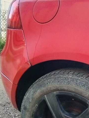 Красный Фольксваген Гольф, объемом двигателя 2 л и пробегом 286 тыс. км за 4200 $, фото 23 на Automoto.ua