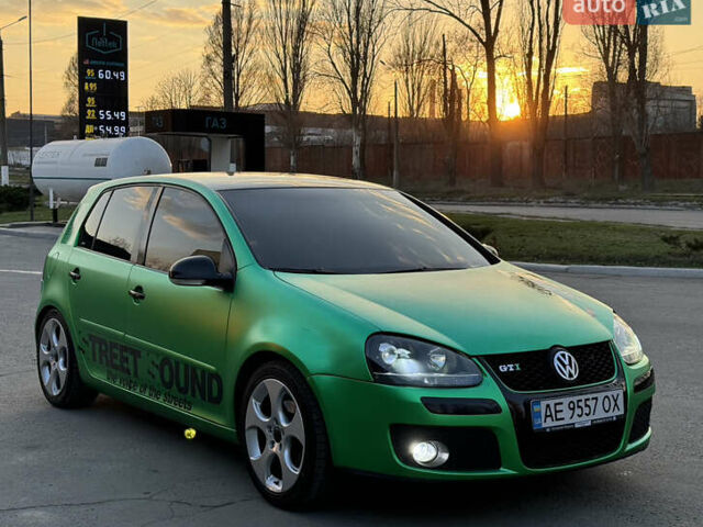 Червоний Фольксваген Гольф, об'ємом двигуна 1.6 л та пробігом 165 тис. км за 9999 $, фото 3 на Automoto.ua