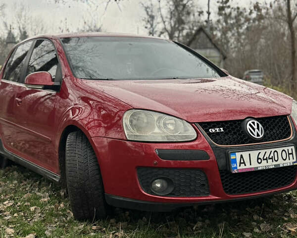 Красный Фольксваген Гольф, объемом двигателя 1.97 л и пробегом 330 тыс. км за 6500 $, фото 1 на Automoto.ua