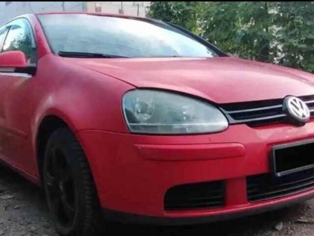 Красный Фольксваген Гольф, объемом двигателя 2 л и пробегом 286 тыс. км за 3950 $, фото 10 на Automoto.ua