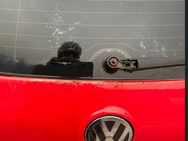 Красный Фольксваген Гольф, объемом двигателя 2 л и пробегом 287 тыс. км за 3850 $, фото 8 на Automoto.ua