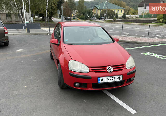 Красный Фольксваген Гольф, объемом двигателя 1.6 л и пробегом 219 тыс. км за 6100 $, фото 3 на Automoto.ua
