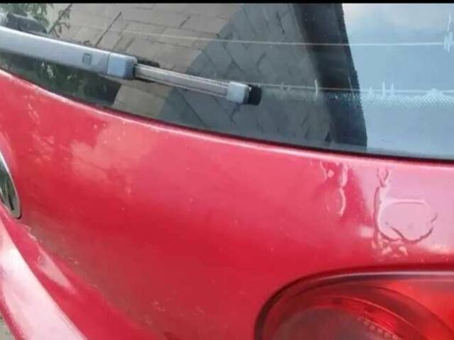 Красный Фольксваген Гольф, объемом двигателя 2 л и пробегом 286 тыс. км за 3950 $, фото 16 на Automoto.ua