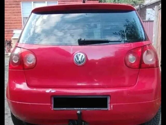 Красный Фольксваген Гольф, объемом двигателя 2 л и пробегом 286 тыс. км за 3950 $, фото 15 на Automoto.ua