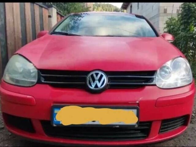 Красный Фольксваген Гольф, объемом двигателя 2 л и пробегом 286 тыс. км за 3950 $, фото 8 на Automoto.ua