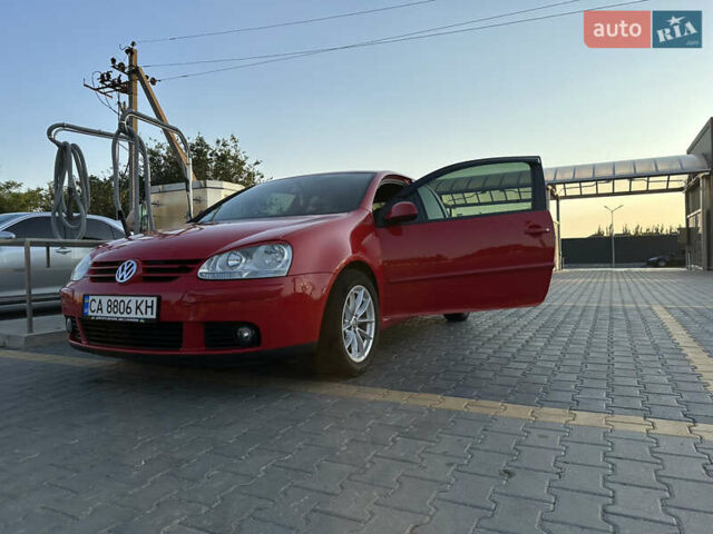 Фольксваген Гольф 2006 в Кропивницком (Кировограде) на Automoto.ua Красный Фольксваген Гольф, объемом двигателя 1.6 л и пробегом 242 тыс. км за 5900 $, фото 20 на Automoto.ua