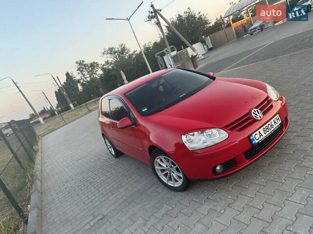 Фольксваген Гольф 2006 в Кропивницком (Кировограде) на Automoto.ua Красный Фольксваген Гольф, объемом двигателя 1.6 л и пробегом 242 тыс. км за 5900 $, фото 24 на Automoto.ua