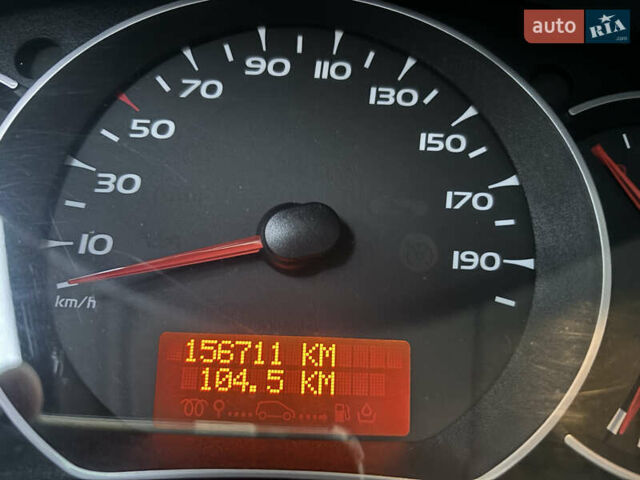 Красный Фольксваген Гольф, объемом двигателя 1.4 л и пробегом 230 тыс. км за 5800 $, фото 17 на Automoto.ua