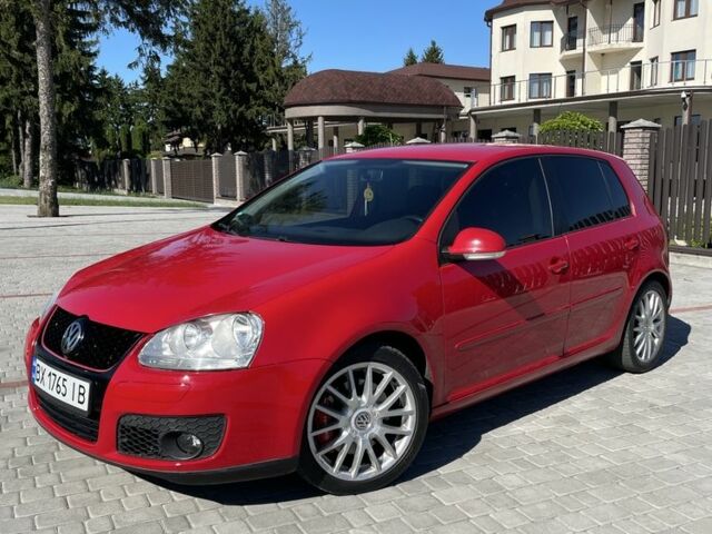 Червоний Фольксваген Гольф, об'ємом двигуна 1.4 л та пробігом 205 тис. км за 7200 $, фото 1 на Automoto.ua
