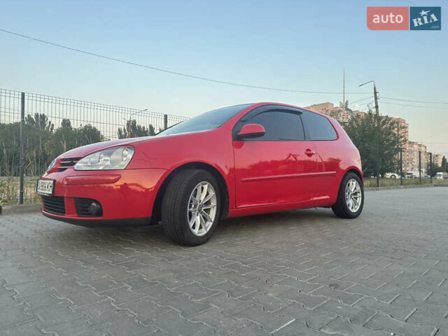 Фольксваген Гольф 2006 в Кропивницком (Кировограде) на Automoto.ua Красный Фольксваген Гольф, объемом двигателя 1.6 л и пробегом 242 тыс. км за 5900 $, фото 22 на Automoto.ua