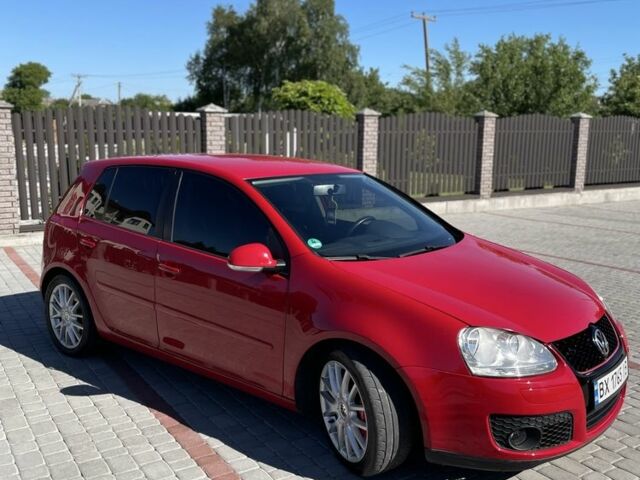 Червоний Фольксваген Гольф, об'ємом двигуна 1.4 л та пробігом 205 тис. км за 7200 $, фото 2 на Automoto.ua