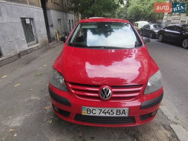 Красный Фольксваген Гольф, объемом двигателя 1.6 л и пробегом 336 тыс. км за 6200 $, фото 9 на Automoto.ua