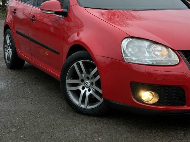 Червоний Фольксваген Гольф, об'ємом двигуна 1.9 л та пробігом 425 тис. км за 5450 $, фото 3 на Automoto.ua