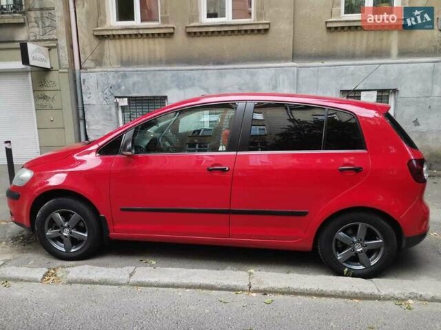 Красный Фольксваген Гольф, объемом двигателя 1.6 л и пробегом 336 тыс. км за 6200 $, фото 6 на Automoto.ua