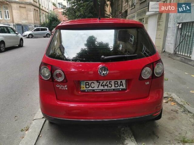 Красный Фольксваген Гольф, объемом двигателя 1.6 л и пробегом 336 тыс. км за 6200 $, фото 8 на Automoto.ua