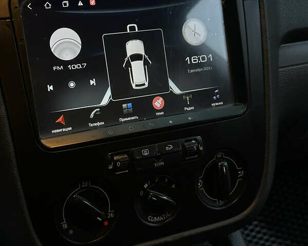 Красный Фольксваген Гольф, объемом двигателя 1.9 л и пробегом 425 тыс. км за 5450 $, фото 23 на Automoto.ua