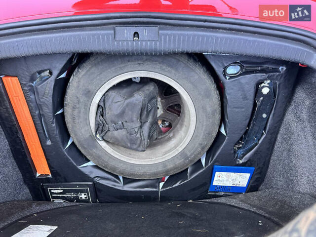 Фольксваген Гольф 2006 в Кропивницком (Кировограде) на Automoto.ua Красный Фольксваген Гольф, объемом двигателя 1.6 л и пробегом 242 тыс. км за 5900 $, фото 3 на Automoto.ua