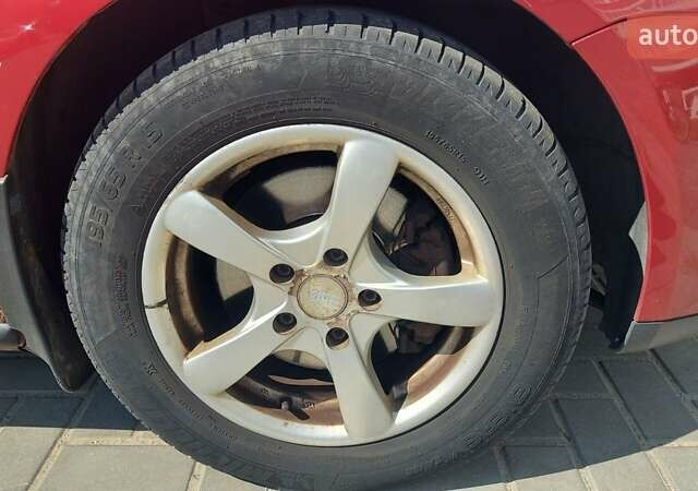 Красный Фольксваген Гольф, объемом двигателя 2 л и пробегом 316 тыс. км за 5000 $, фото 32 на Automoto.ua