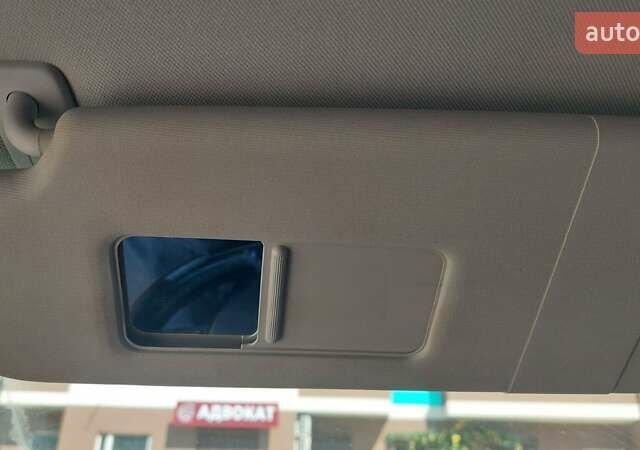 Красный Фольксваген Гольф, объемом двигателя 2 л и пробегом 316 тыс. км за 5000 $, фото 10 на Automoto.ua