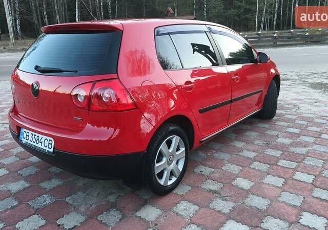 Красный Фольксваген Гольф, объемом двигателя 1.6 л и пробегом 201 тыс. км за 6800 $, фото 11 на Automoto.ua