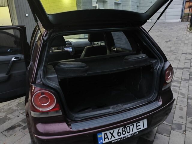 Червоний Фольксваген Гольф, об'ємом двигуна 1.4 л та пробігом 100 тис. км за 3900 $, фото 6 на Automoto.ua