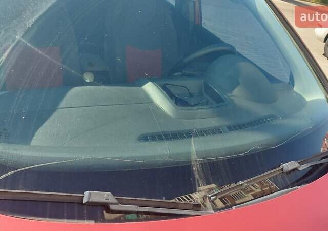 Красный Фольксваген Гольф, объемом двигателя 2 л и пробегом 316 тыс. км за 5000 $, фото 34 на Automoto.ua