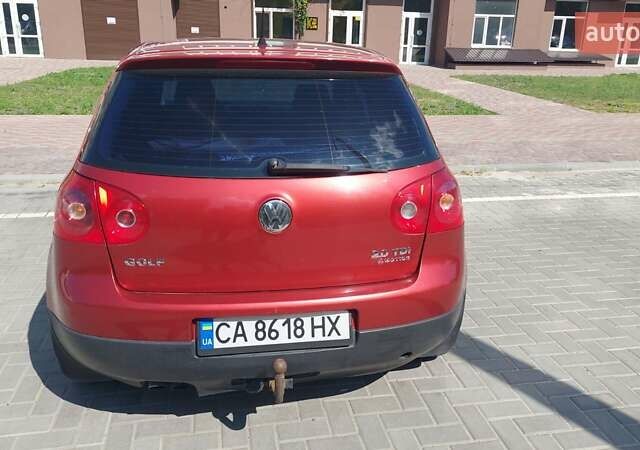 Красный Фольксваген Гольф, объемом двигателя 2 л и пробегом 316 тыс. км за 5000 $, фото 23 на Automoto.ua