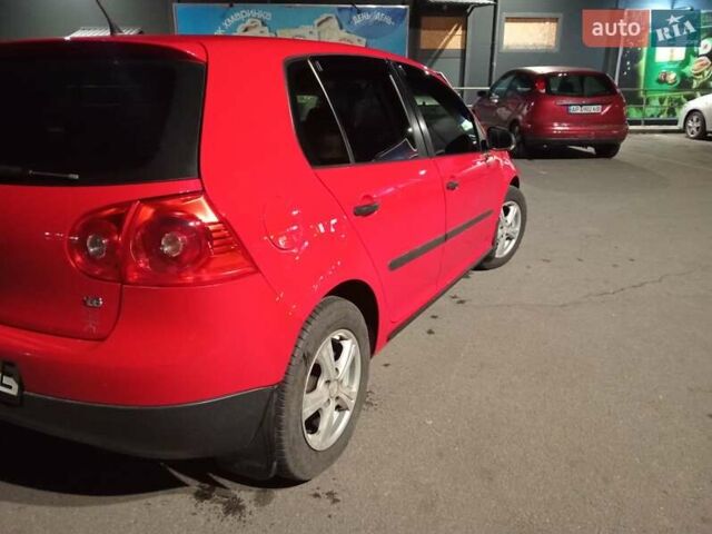 Червоний Фольксваген Гольф, об'ємом двигуна 1.6 л та пробігом 290 тис. км за 5500 $, фото 2 на Automoto.ua