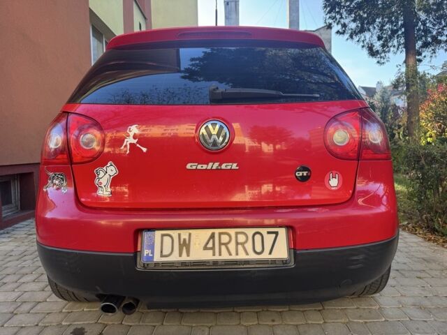 Красный Фольксваген Гольф, объемом двигателя 1.4 л и пробегом 248 тыс. км за 2500 $, фото 9 на Automoto.ua