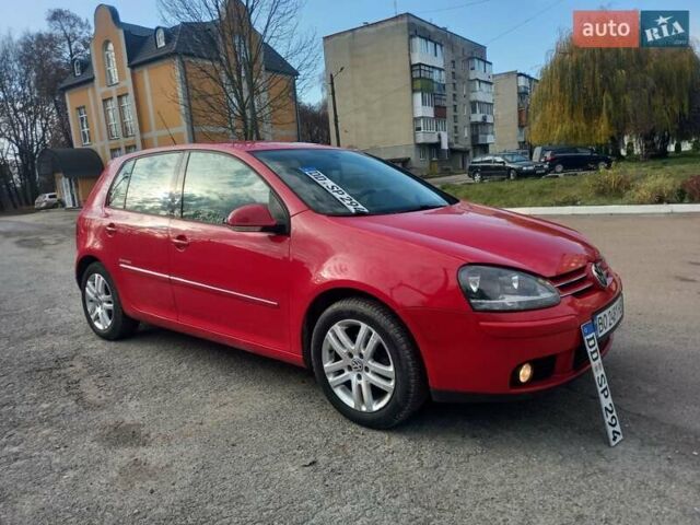 Червоний Фольксваген Гольф, об'ємом двигуна 1.4 л та пробігом 205 тис. км за 4950 $, фото 3 на Automoto.ua