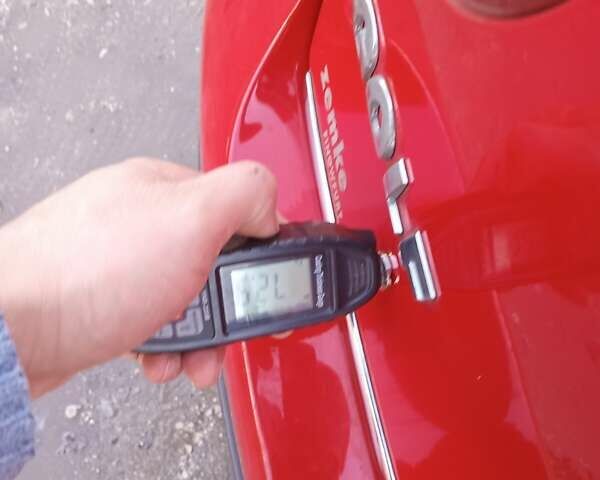 Красный Фольксваген Гольф, объемом двигателя 1.39 л и пробегом 205 тыс. км за 5399 $, фото 97 на Automoto.ua