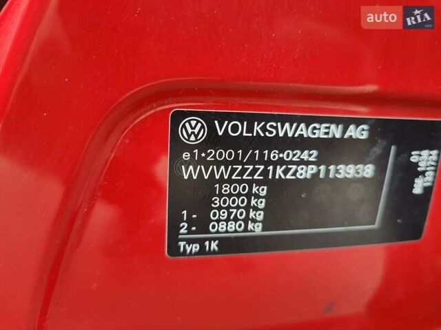 Красный Фольксваген Гольф, объемом двигателя 1.6 л и пробегом 184 тыс. км за 6450 $, фото 20 на Automoto.ua