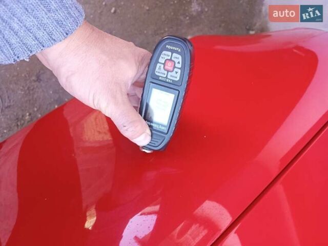 Червоний Фольксваген Гольф, об'ємом двигуна 1.4 л та пробігом 205 тис. км за 4950 $, фото 102 на Automoto.ua