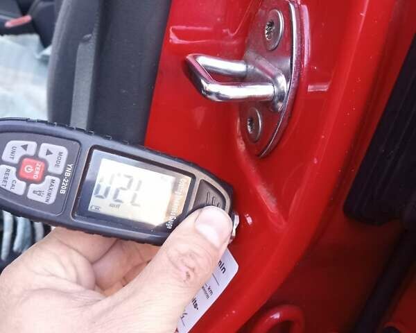 Красный Фольксваген Гольф, объемом двигателя 1.39 л и пробегом 205 тыс. км за 5399 $, фото 86 на Automoto.ua