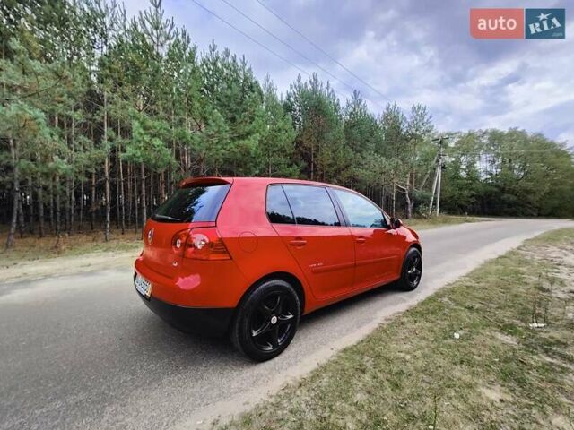 Красный Фольксваген Гольф, объемом двигателя 1.6 л и пробегом 184 тыс. км за 6450 $, фото 21 на Automoto.ua