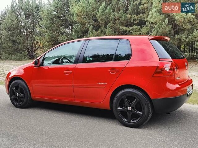 Красный Фольксваген Гольф, объемом двигателя 1.6 л и пробегом 184 тыс. км за 6450 $, фото 17 на Automoto.ua