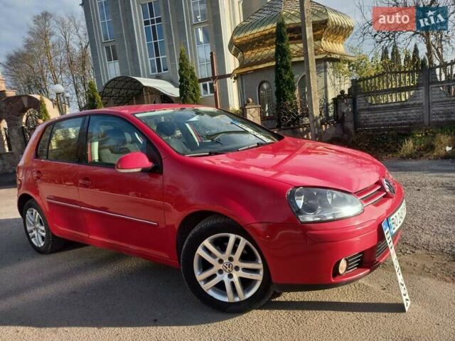 Червоний Фольксваген Гольф, об'ємом двигуна 1.4 л та пробігом 205 тис. км за 4950 $, фото 6 на Automoto.ua