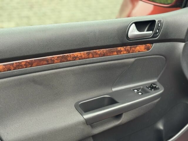 Червоний Фольксваген Гольф, об'ємом двигуна 0 л та пробігом 231 тис. км за 5600 $, фото 15 на Automoto.ua